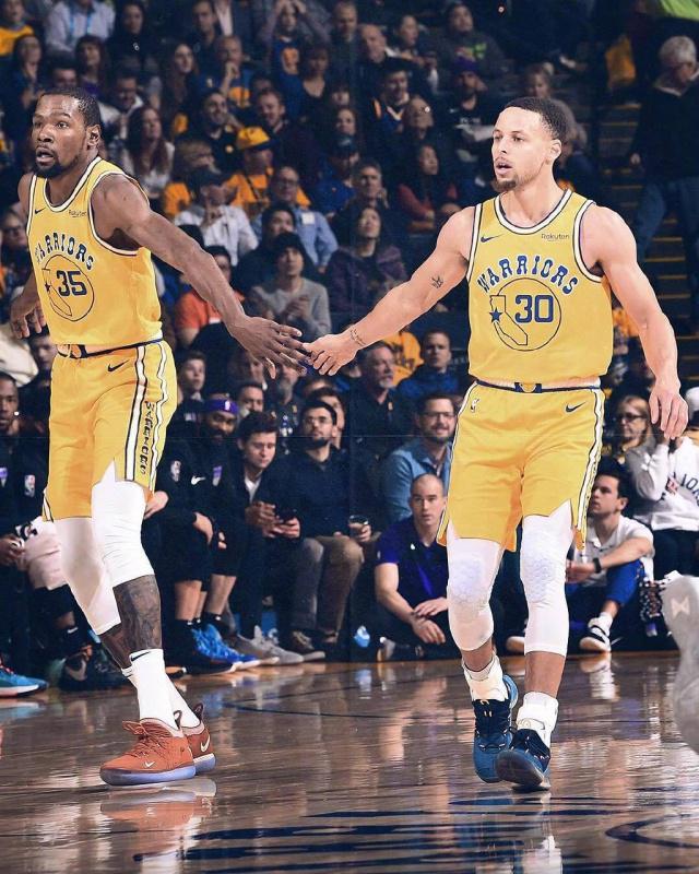 场两个位置 场两个位置