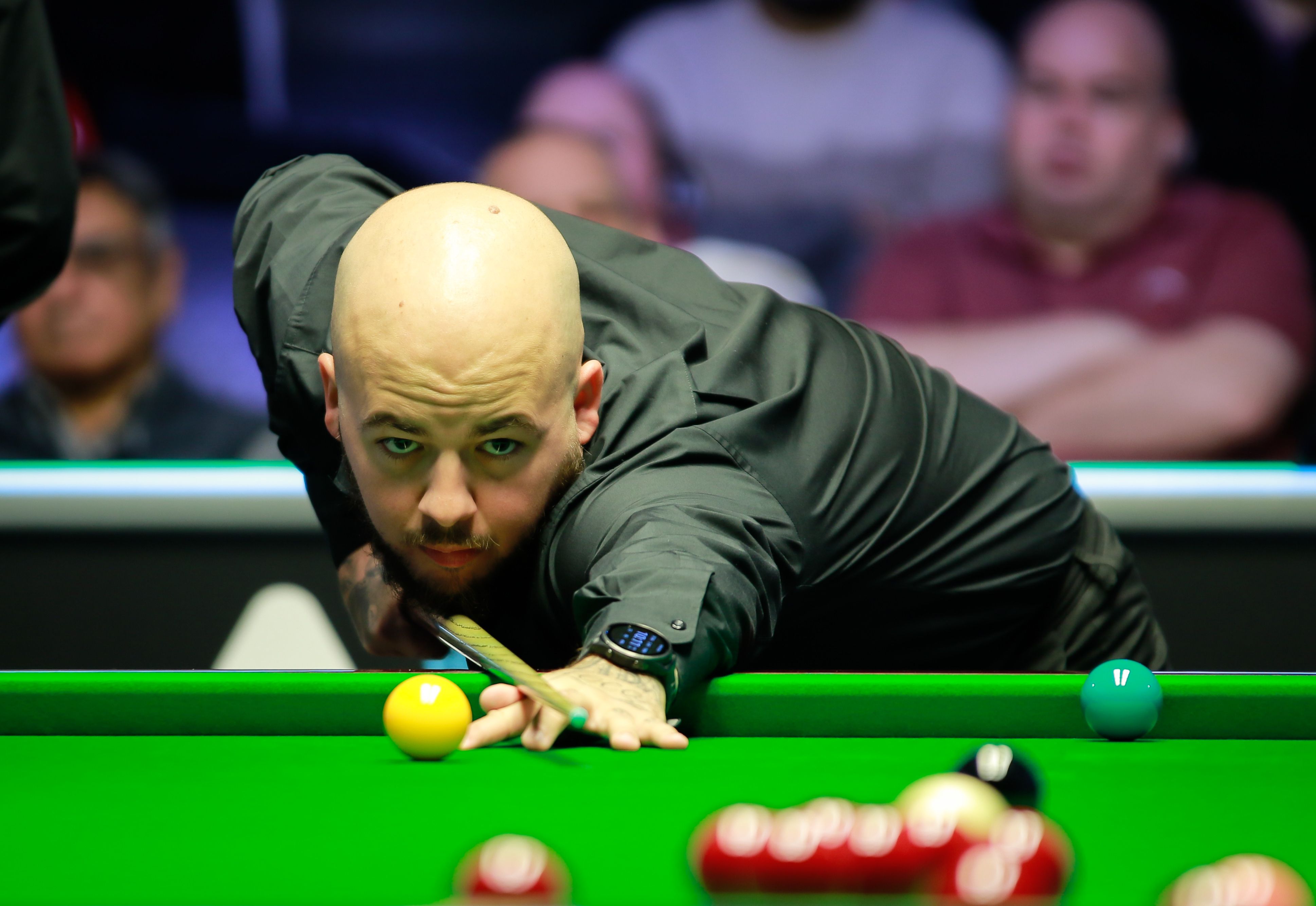 但他总是选 但他总是选